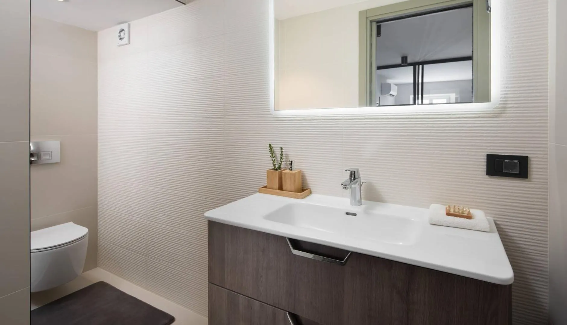 Lejlighed Apartmani Blue & Ginger Labin